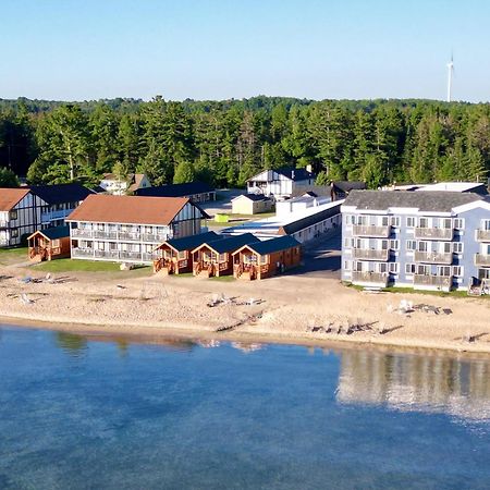 Waterfront Inn Mackinaw City Exterior foto